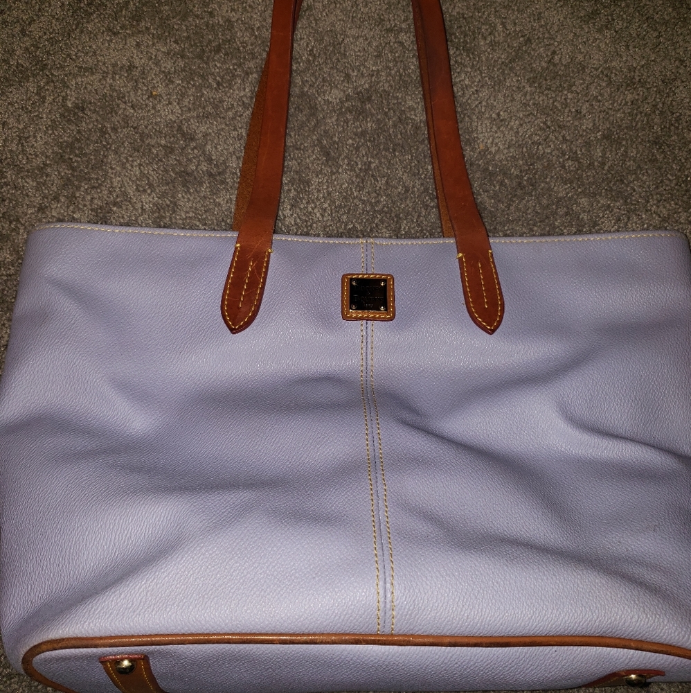 Dooney and Bourke Pebble Leather purse
